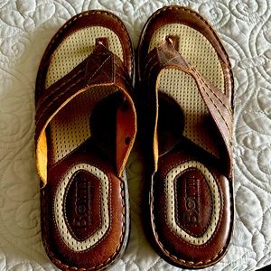 Men’s Born “Jonah” leather thong sandal